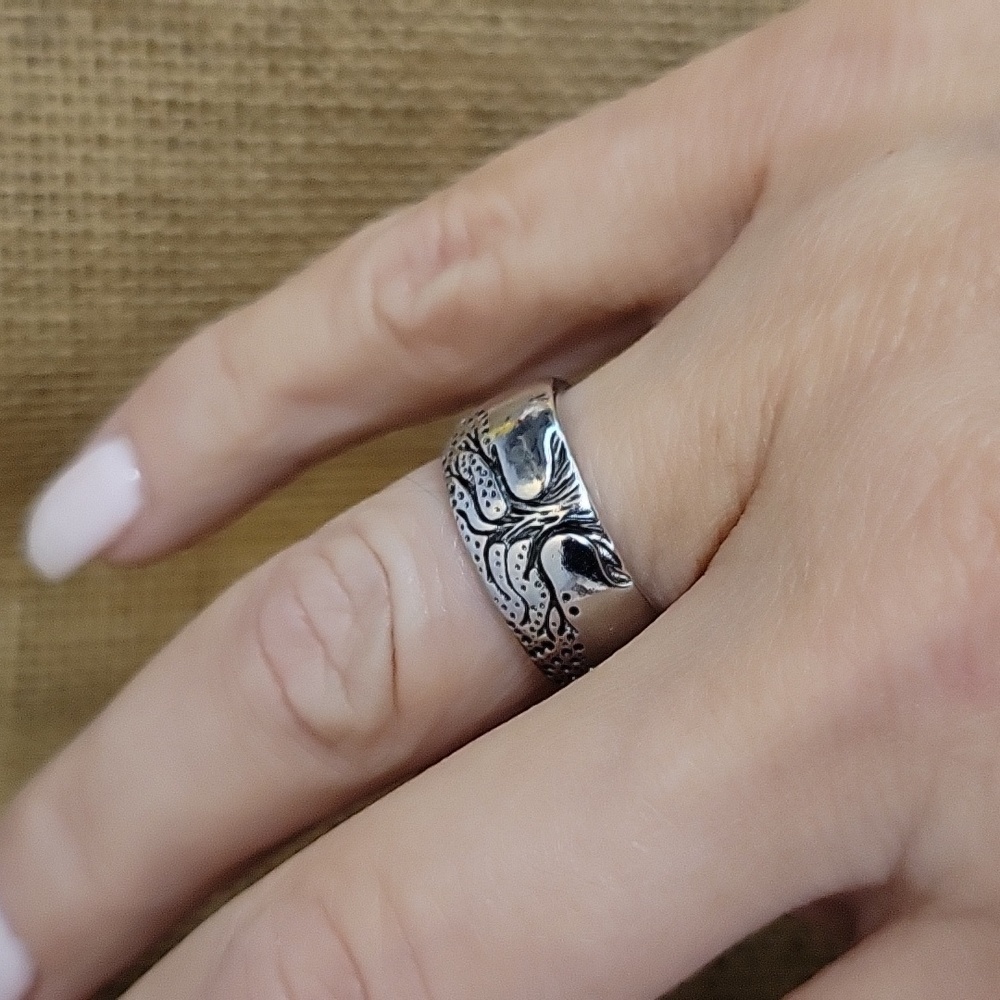 RUSTIC TREE RING - Picture 5 of 5